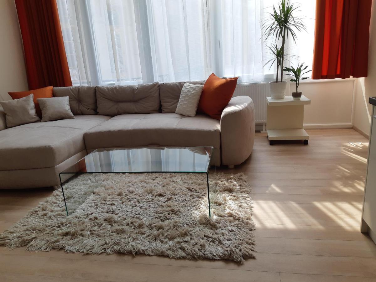 Modern, Quiet & Cozy Apartment In The Middle Of Downtown Near Danube At Fashion Street Будапешт Екстер'єр фото