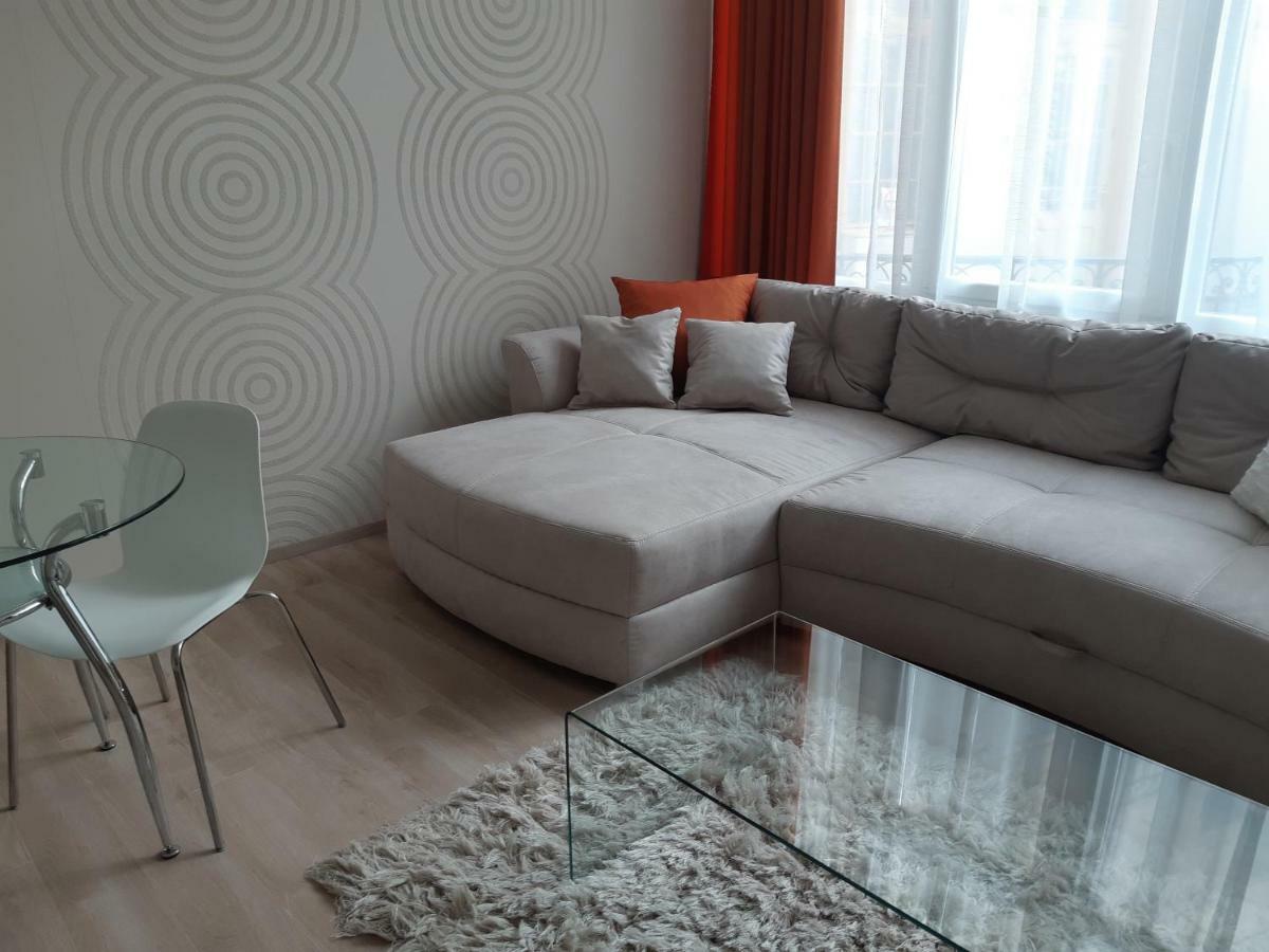 Modern, Quiet & Cozy Apartment In The Middle Of Downtown Near Danube At Fashion Street Будапешт Екстер'єр фото